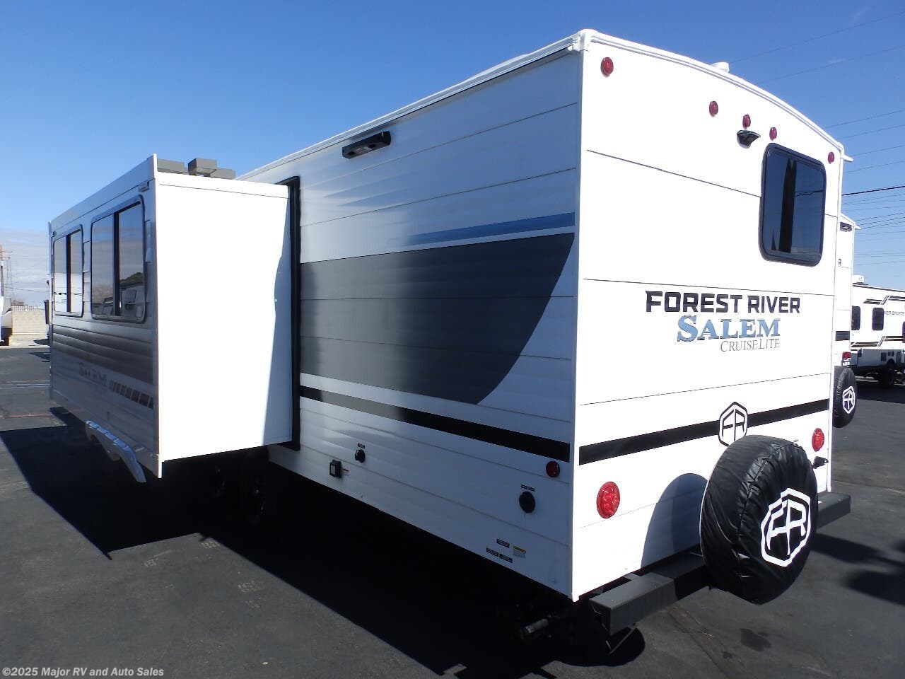 New 2026 Forest River Salem 26ICE, 1 SLIDE, 15K BTU A/C, REAR BUNKS, FRONT WAL available in Hesperia, California