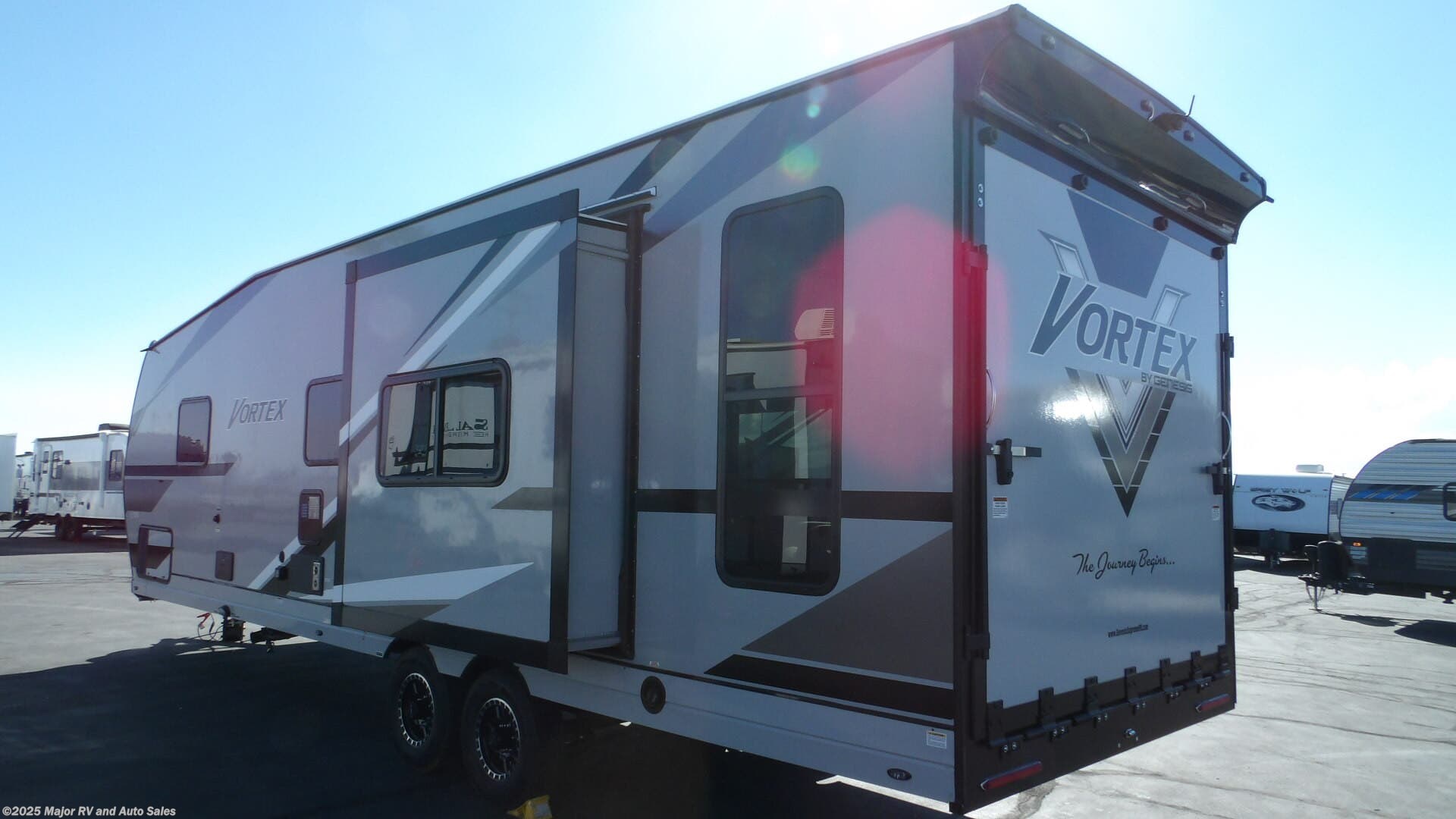 New 2026 Genesis Supreme Vortex 2715FSXL, 1 SLIDE, 2 A/C'S, 400 WATT SOLAR, ARCTIC available in Hesperia, California