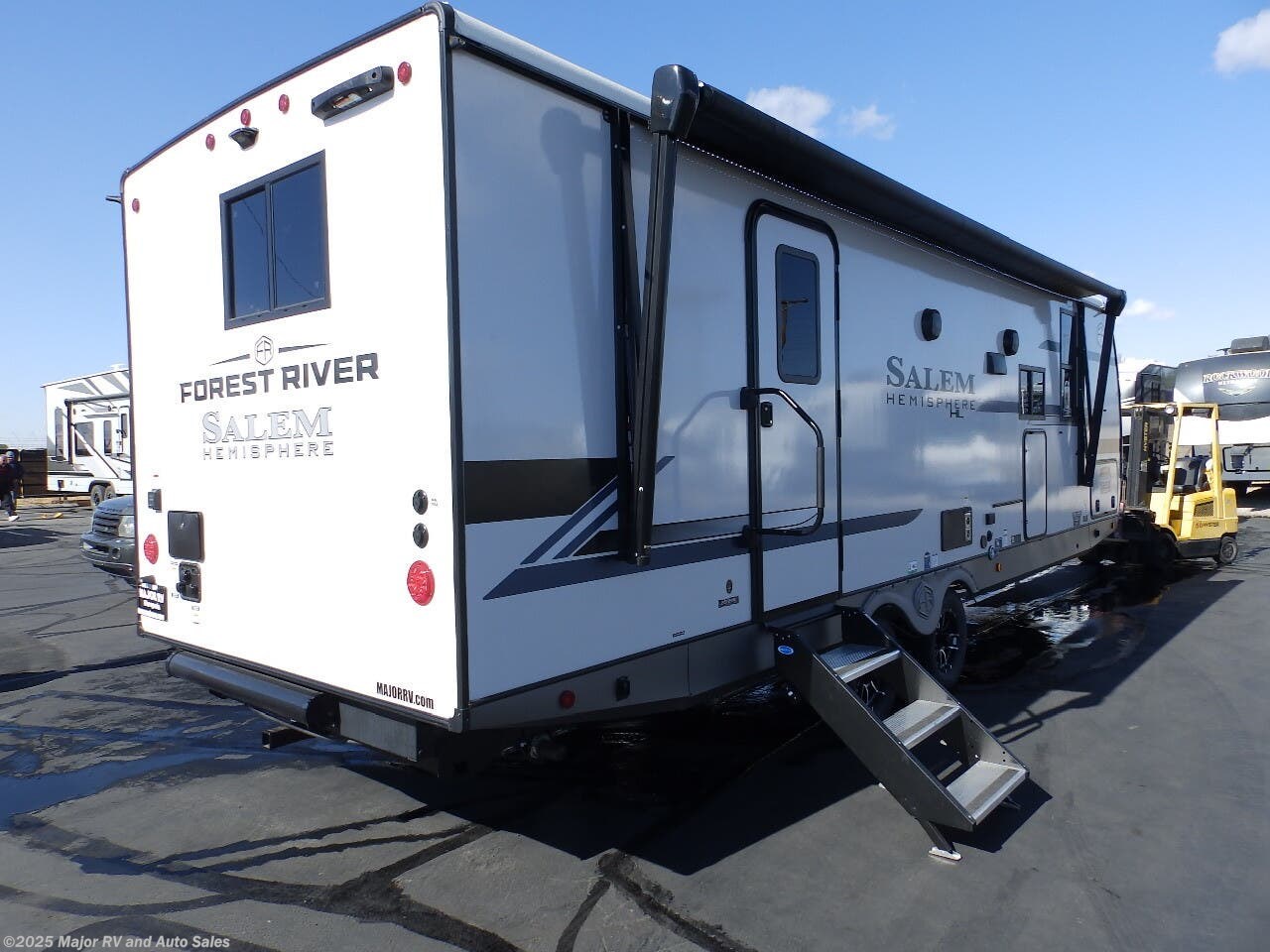 Call now about this 2025 Forest River Salem Hemisphere 25RBHL, 1 SLIDE, 2 A/C'S, REAR BATHROOM, FRONT WAL! 2025 Forest River Salem Hemisphere 25RBHL, 1 SLIDE, 2 A/C'S, REAR BATHROOM, FRONT WAL - New Travel Trailer For Sale by Major RV and Auto Sales in Hesperia, California