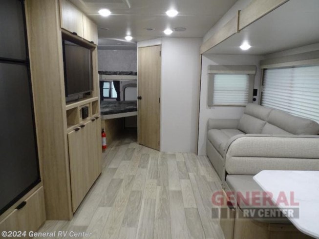 2024 Minnie 2801BHS by Winnebago from General RV Center in North Canton, Ohio