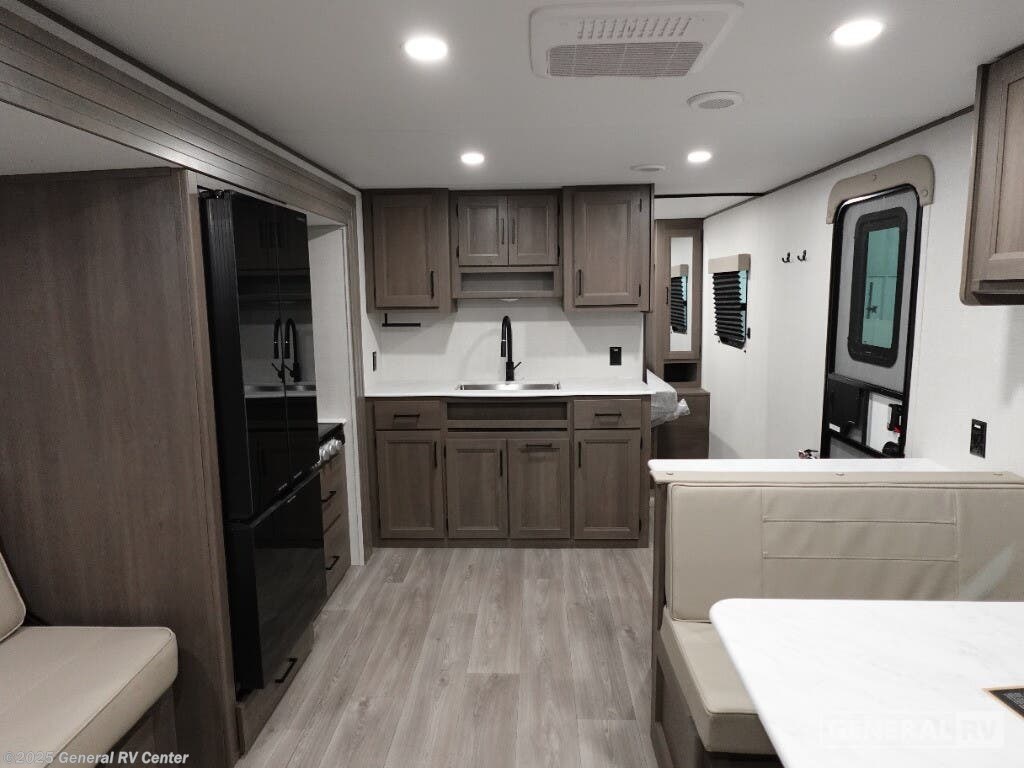 New 2025 Grand Design TRANSCEND-X 26BHX available in North Canton, Ohio