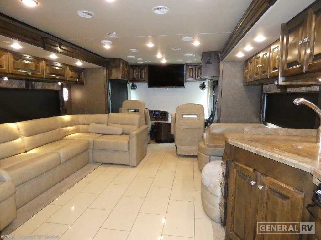 Used 2016 Tiffin Allegro Red 33AA-4SL available in North Canton, Ohio