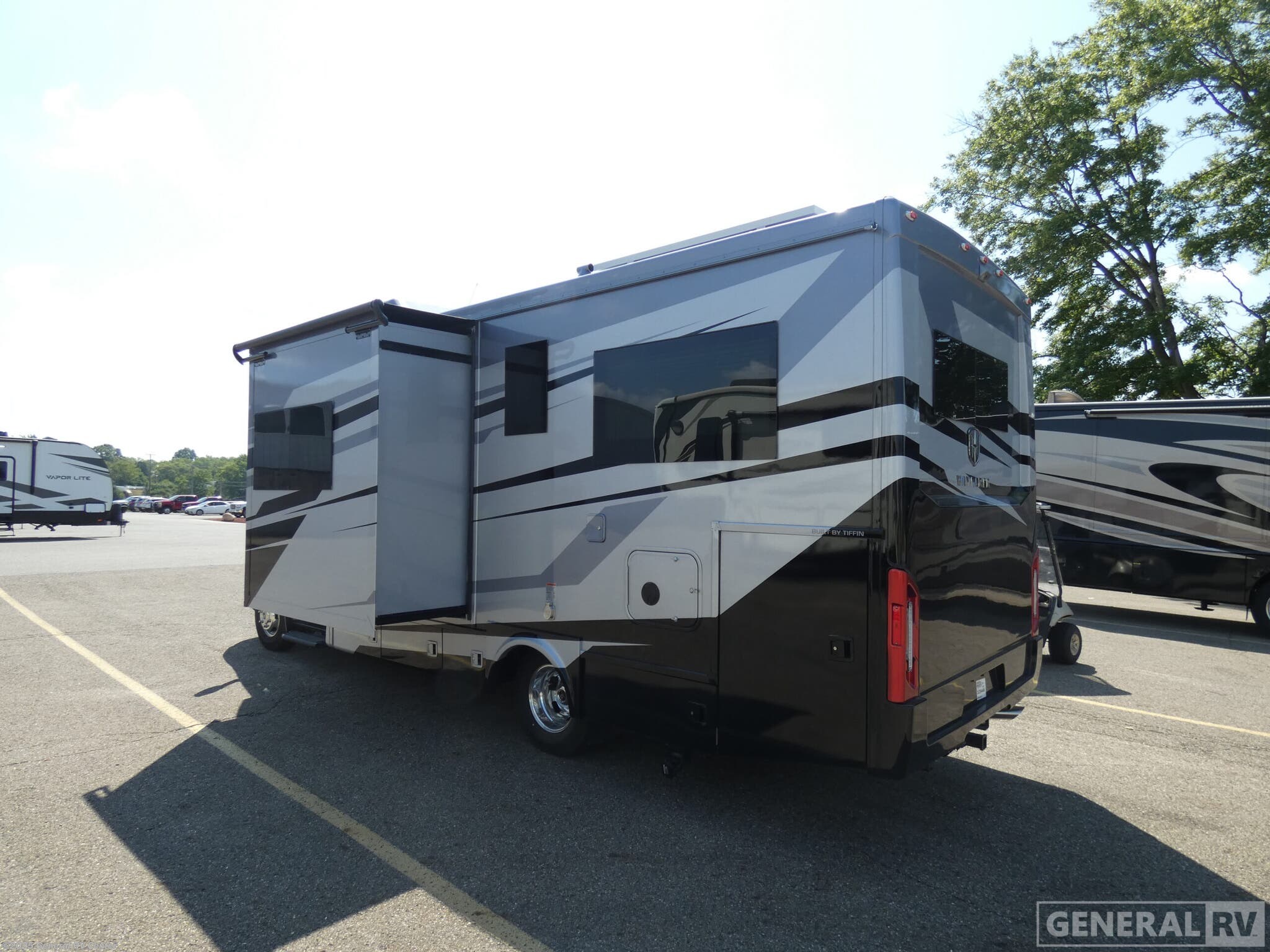 Contact us now about this 2026 Tiffin Wayfarer 25XLW! 2026 Wayfarer 25XLW by Tiffin from General RV Center in North Canton, Ohio