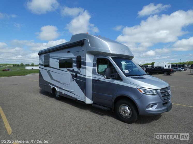 Email now about this 2026 Tiffin Wayfarer 25XPW! New 2026 Tiffin Wayfarer 25XPW available in North Canton, Ohio