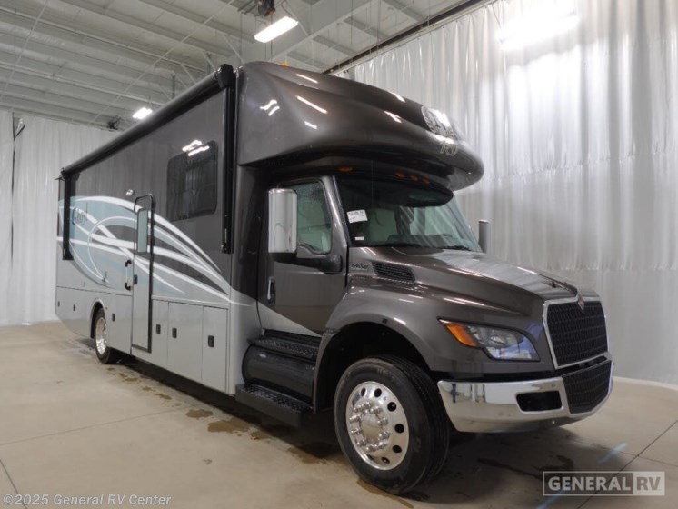 Email now about this 2026 Nexus Ghost 33DS! New 2026 Nexus Ghost 33DS available in North Canton, Ohio