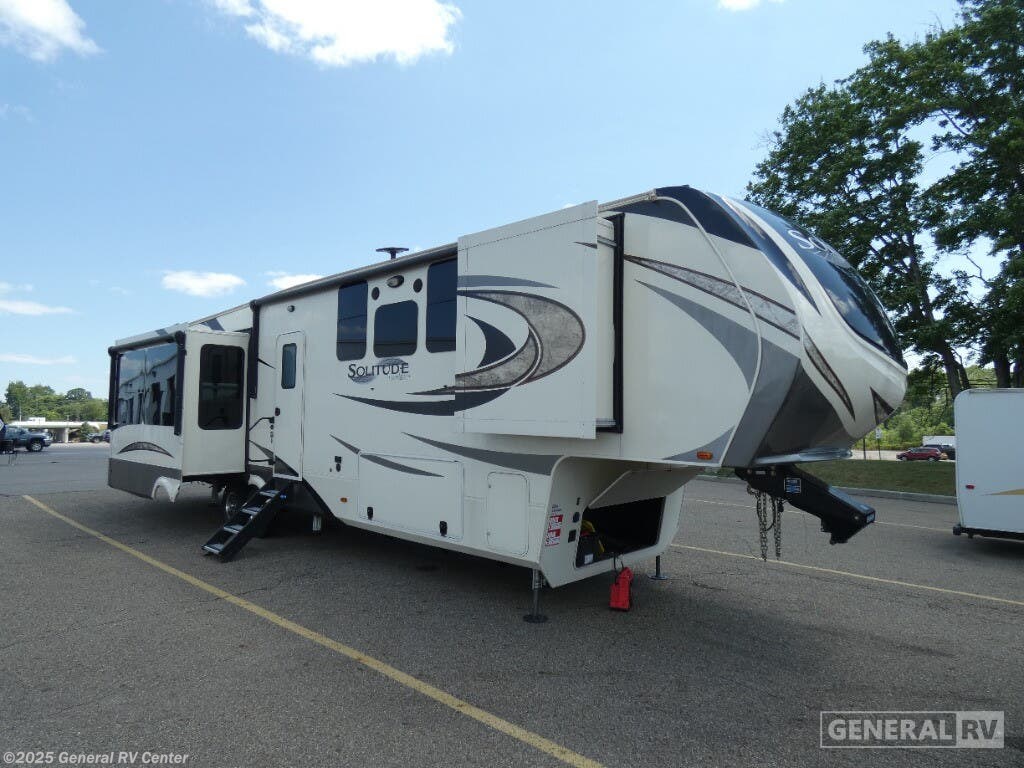 Email now about this 2019 Grand Design Solitude 372WB-3SL! Used 2019 Grand Design Solitude 372WB-3SL available in North Canton, Ohio
