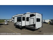 Contact us now about this 2023 Alliance RV Avenue 28BH-1SL! 2023 Avenue 28BH-1SL by Alliance RV from General RV Center in North Canton, Ohio