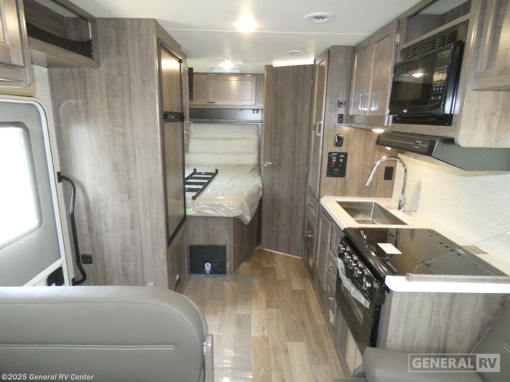 Call now about this 2026 Winnebago Minnie Winnie 25B! 2026 Winnebago Minnie Winnie 25B - New Class C For Sale by General RV Center in North Canton, Ohio