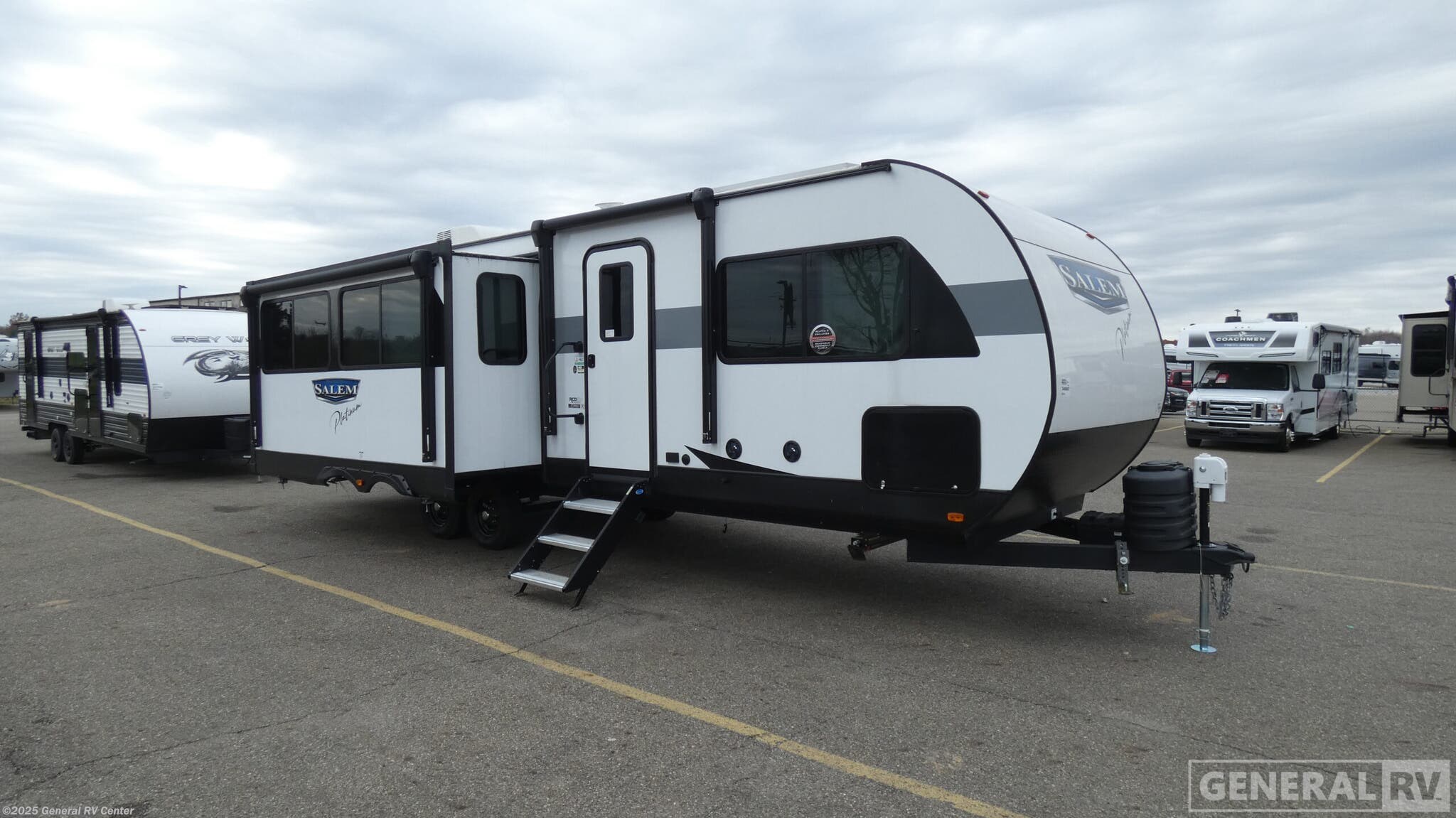 Email now about this 2024 Forest River Salem 27REX! Used 2024 Forest River Salem 27REX available in North Canton, Ohio