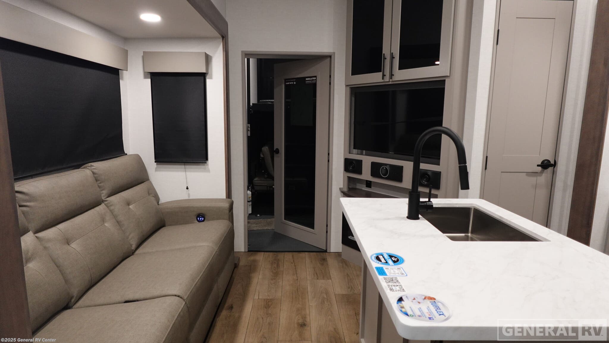 Call now about this 2026 Alliance RV Valor 32A10! 2026 Alliance RV Valor 32A10 - New Fifth Wheel For Sale by General RV Center in North Canton, Ohio