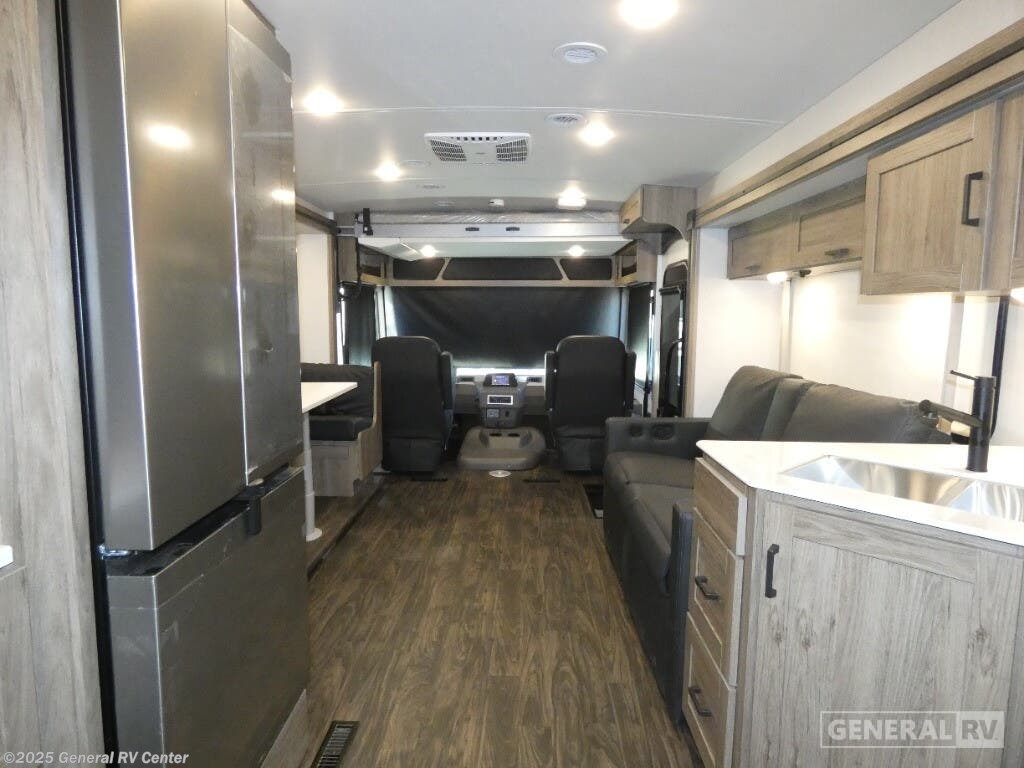 New 2025 Winnebago Vista 34R available in North Canton, Ohio