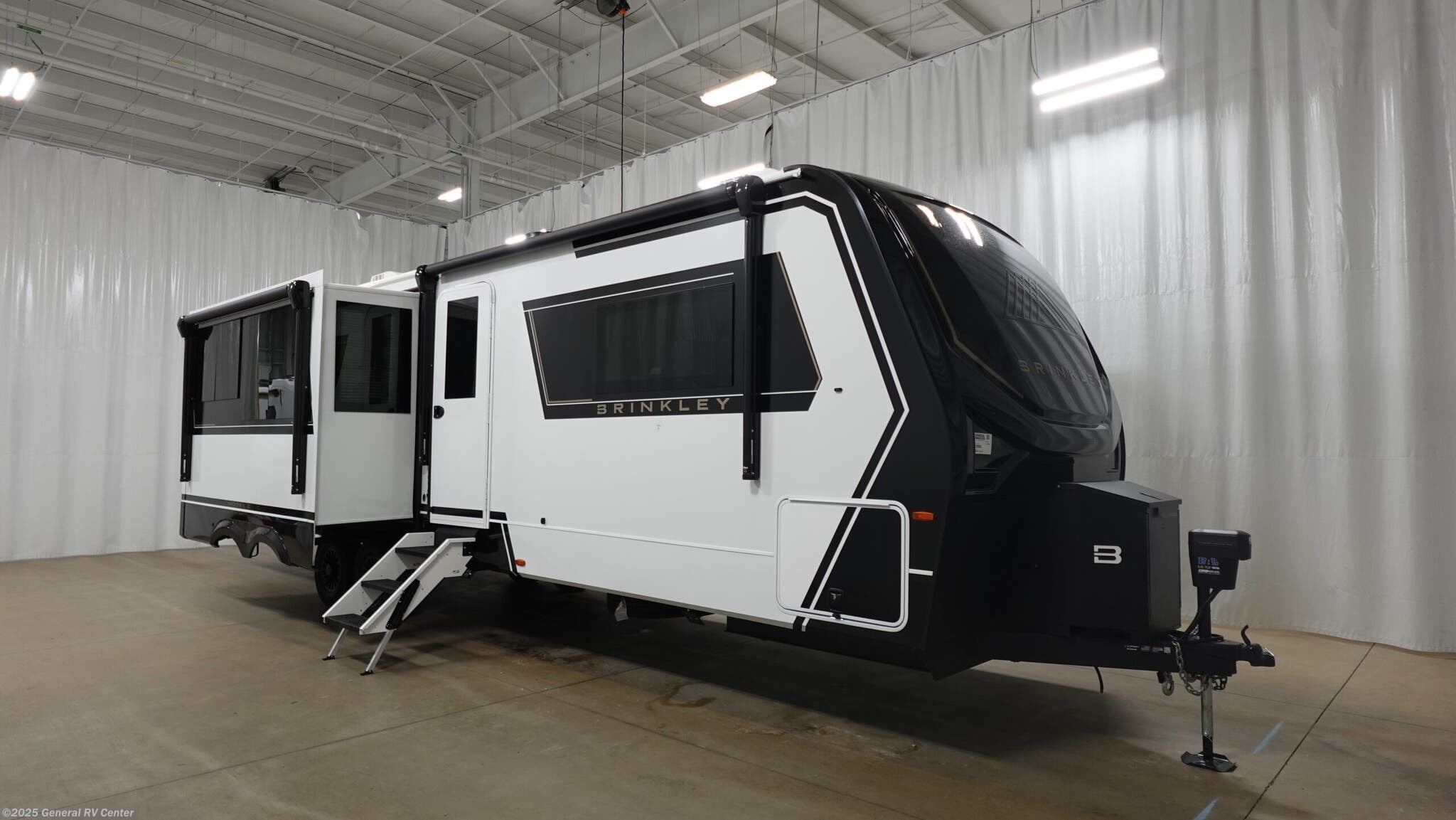 Email now about this 2026 Brinkley RV Model Z 315! New 2026 Brinkley RV Model Z 315 available in North Canton, Ohio