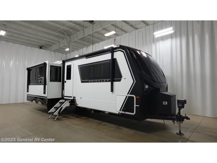 Email now about this 2026 Brinkley RV Model Z 315! New 2026 Brinkley RV Model Z 315 available in North Canton, Ohio
