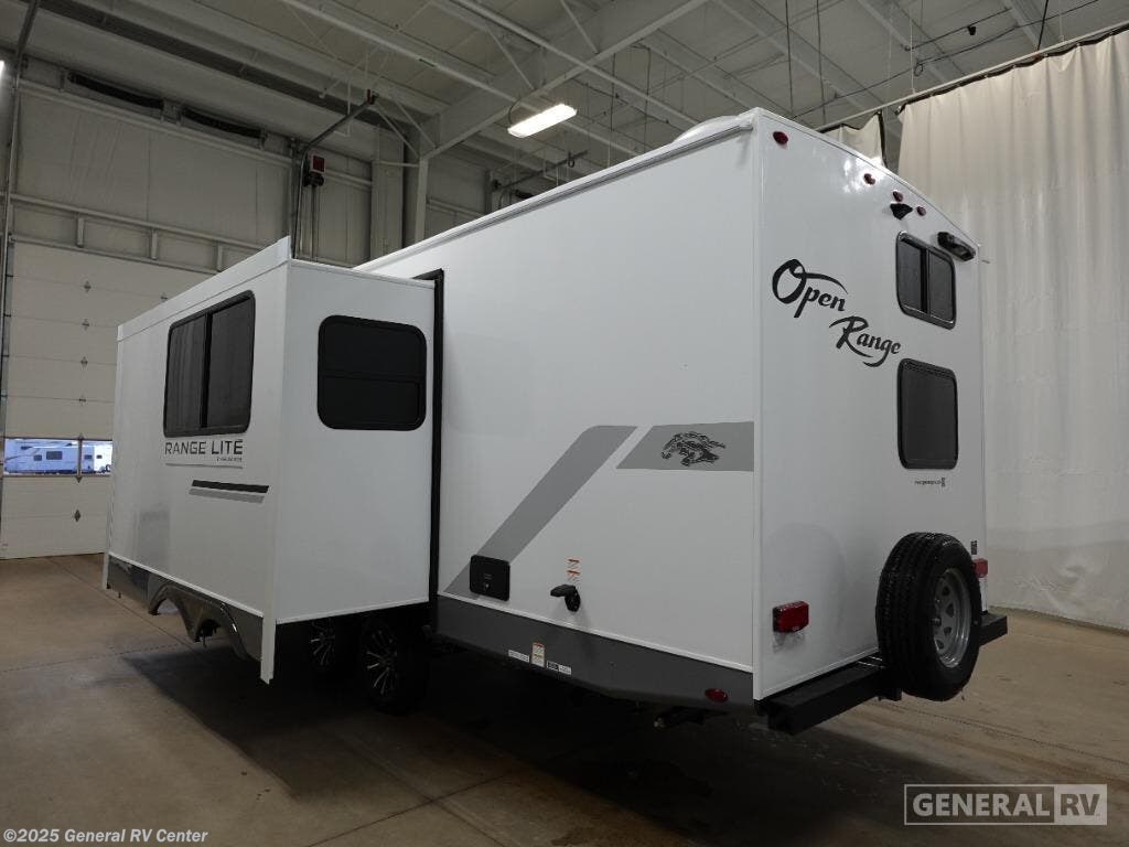 Contact us now about this 2026 Highland Ridge Range Lite 241BH! 2026 Range Lite 241BH by Highland Ridge from General RV Center in North Canton, Ohio