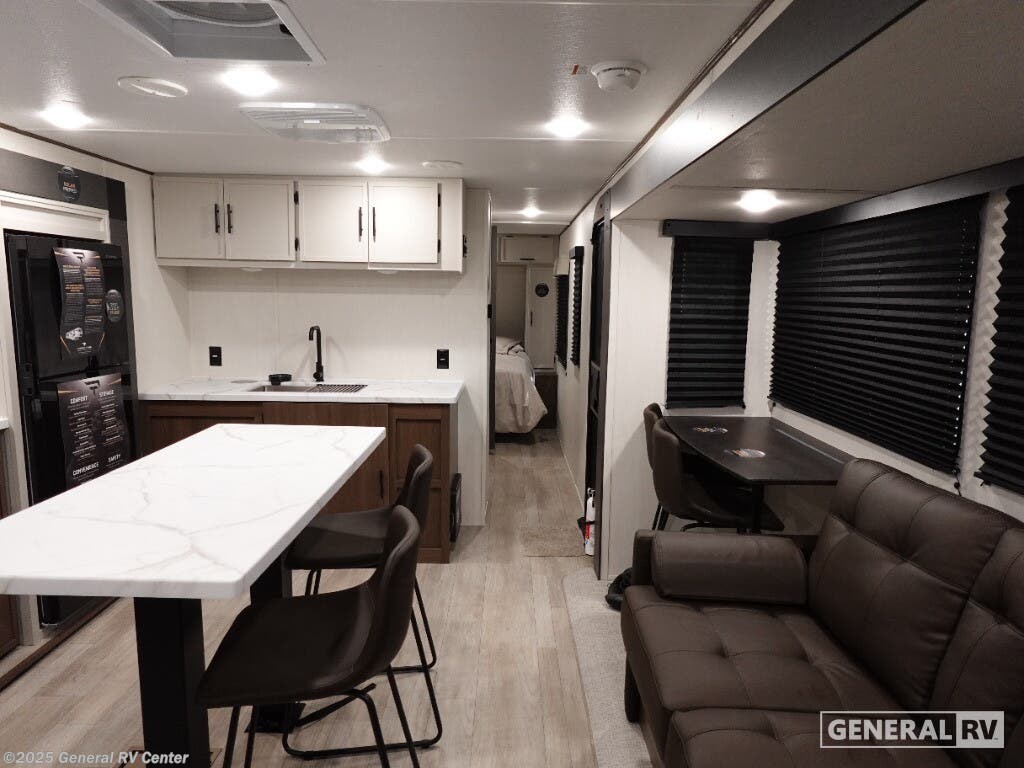 New 2026 Prime Time Avenger 27REI available in Orange Park, Florida