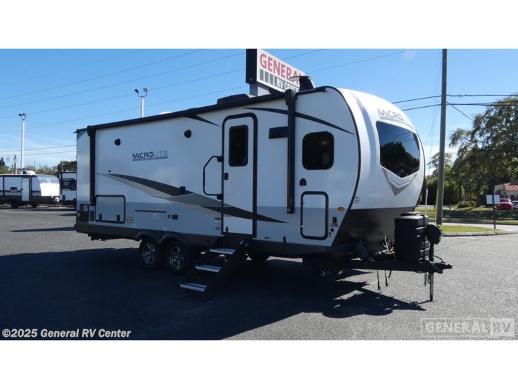Email now about this 2023 Forest River Flagstaff MICROLITE 25FKS! Used 2023 Forest River Flagstaff MICROLITE 25FKS available in Orange Park, Florida