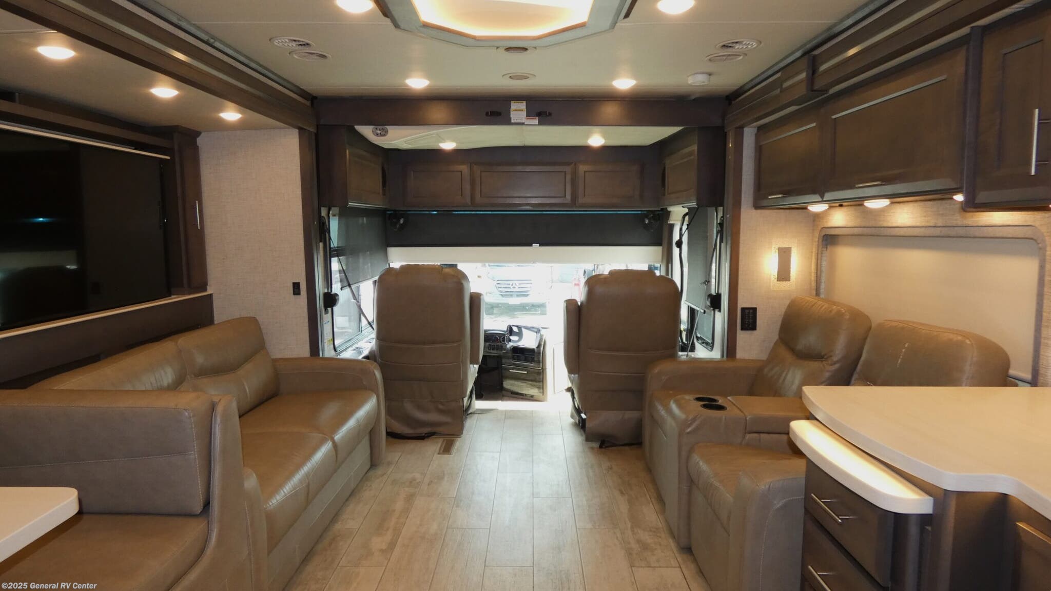 Used 2022 Thor Motor Coach Aria 3901 available in Orange Park, Florida