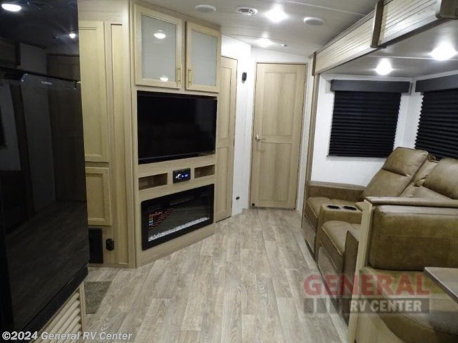 2024 Outback Ultra Lite 271UFK by Keystone from General RV Center in Huntley, Illinois