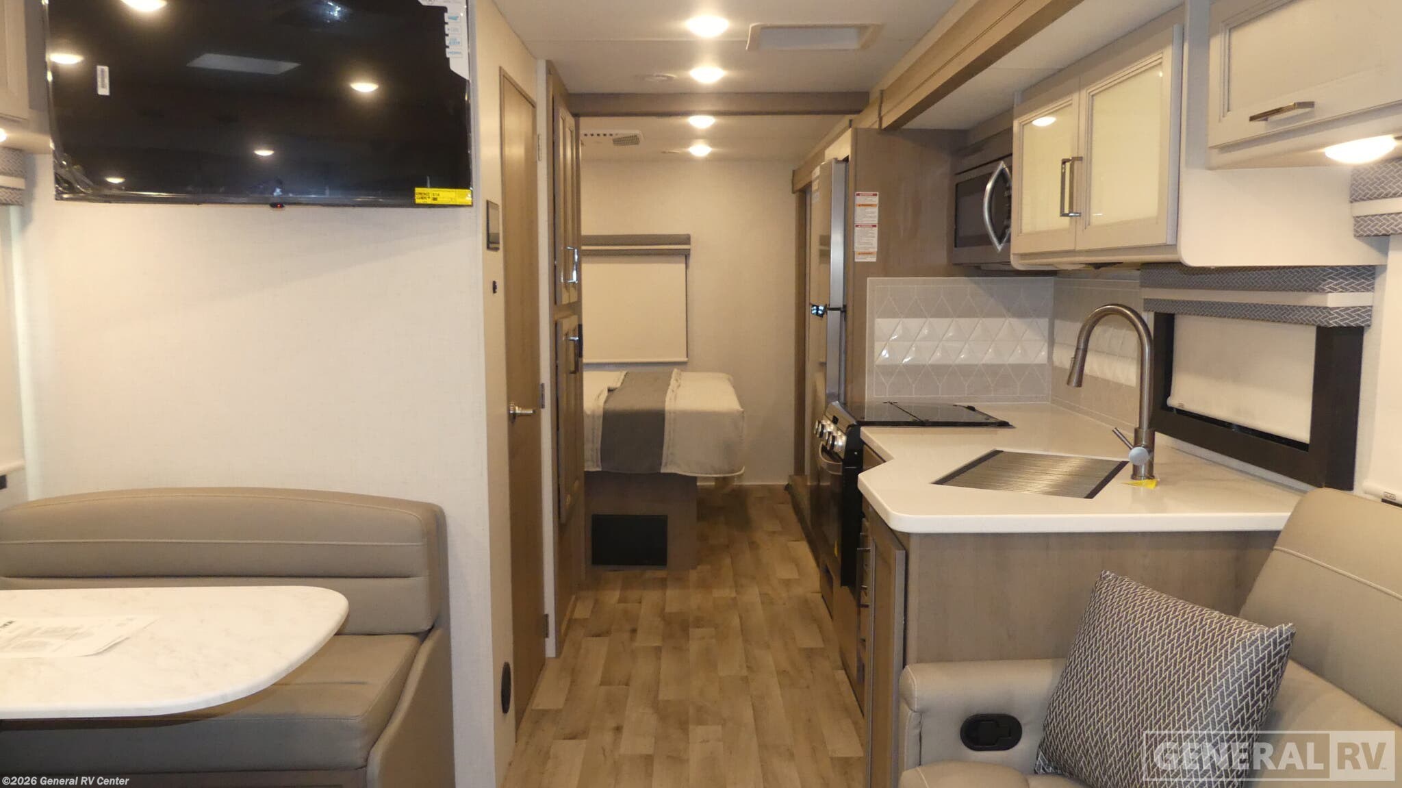 Call now about this 2026 Thor Motor Coach Hurricane 29L! 2026 Thor Motor Coach Hurricane 29L - New Class A For Sale by General RV Center in Huntley, Illinois