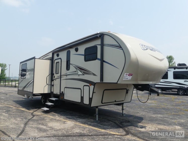 Email now about this 2015 Prime Time Crusader LIGHT 28RL-2S! Used 2015 Prime Time Crusader LIGHT 28RL-2S available in Huntley, Illinois