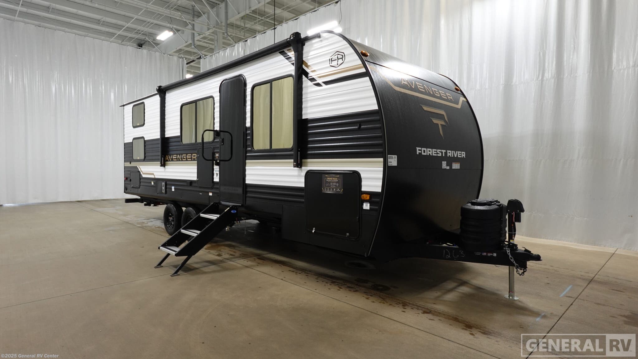 Email now about this 2026 Prime Time Avenger 23BHS! New 2026 Prime Time Avenger 23BHS available in Huntley, Illinois