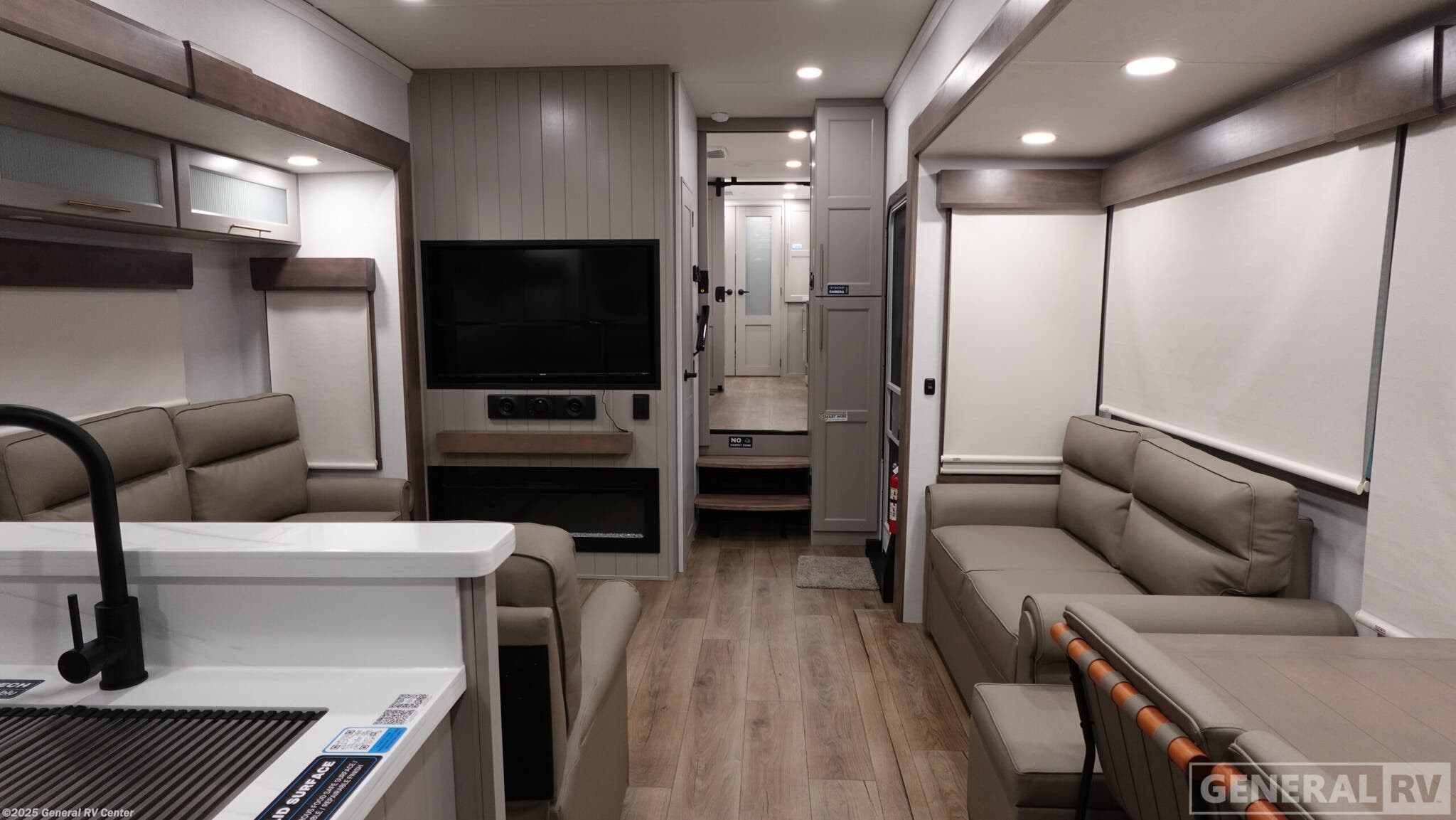 New 2026 Alliance RV Paradigm 382RK available in Huntley, Illinois