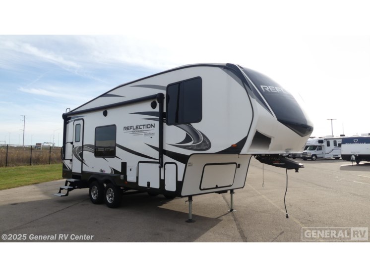 Email now about this 2023 Grand Design Reflection 150 Series 226RK! Used 2023 Grand Design Reflection 150 Series 226RK available in Huntley, Illinois