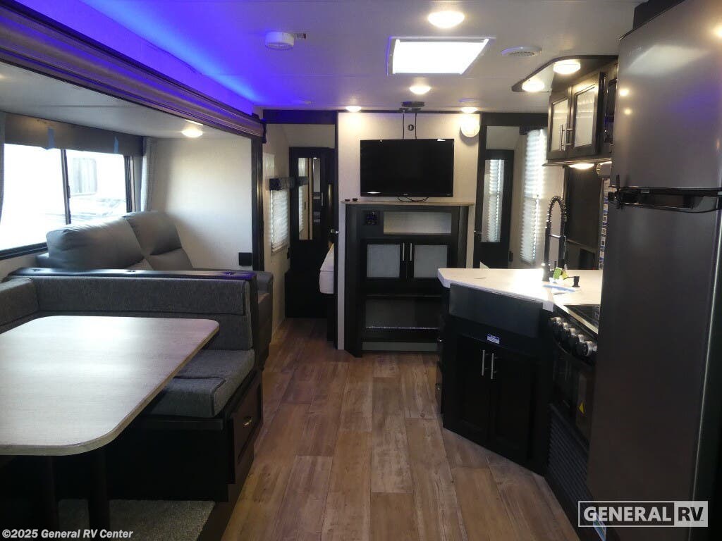 Used 2022 Forest River Cherokee Grey Wolf 26DBH available in Huntley, Illinois