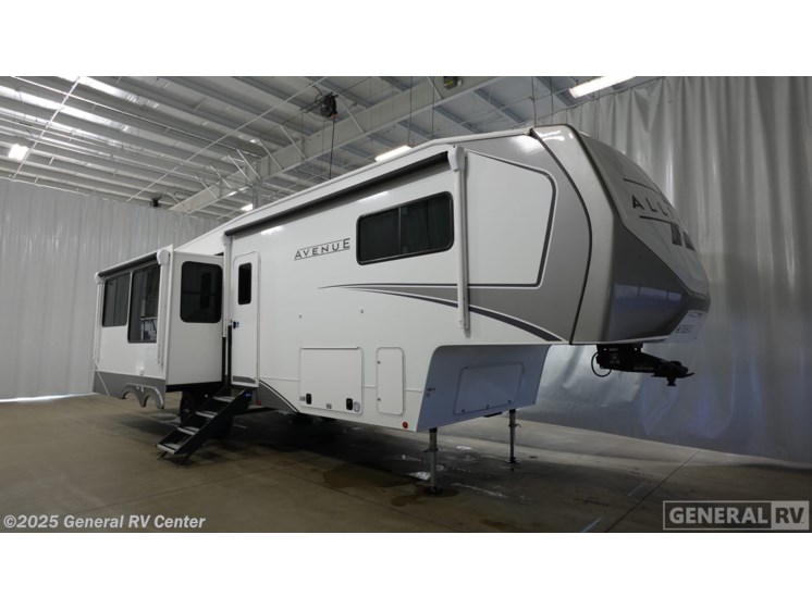 Email now about this 2026 Alliance RV Avenue 32RLS! New 2026 Alliance RV Avenue 32RLS available in Huntley, Illinois