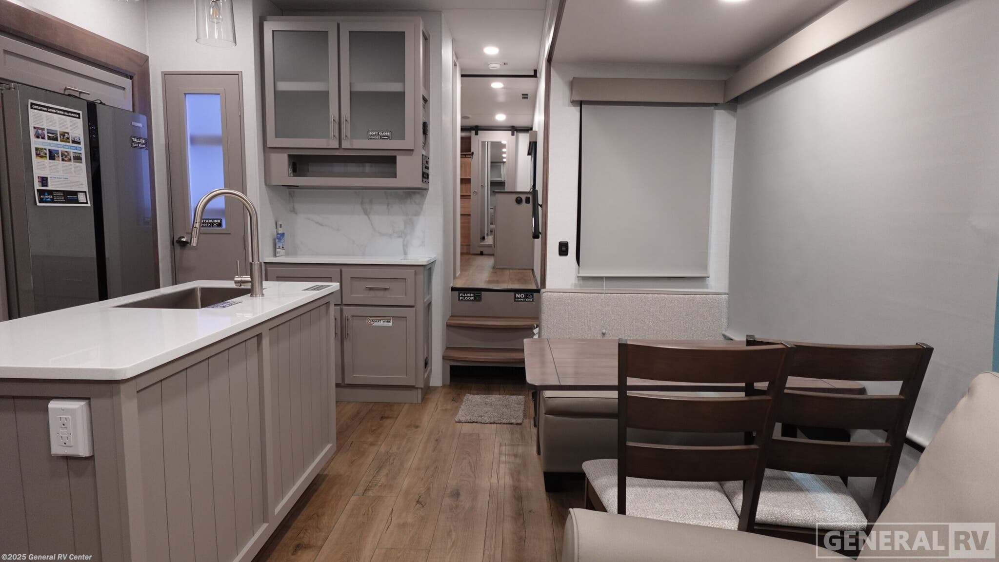 New 2026 Alliance RV Avenue 32RLS available in Huntley, Illinois