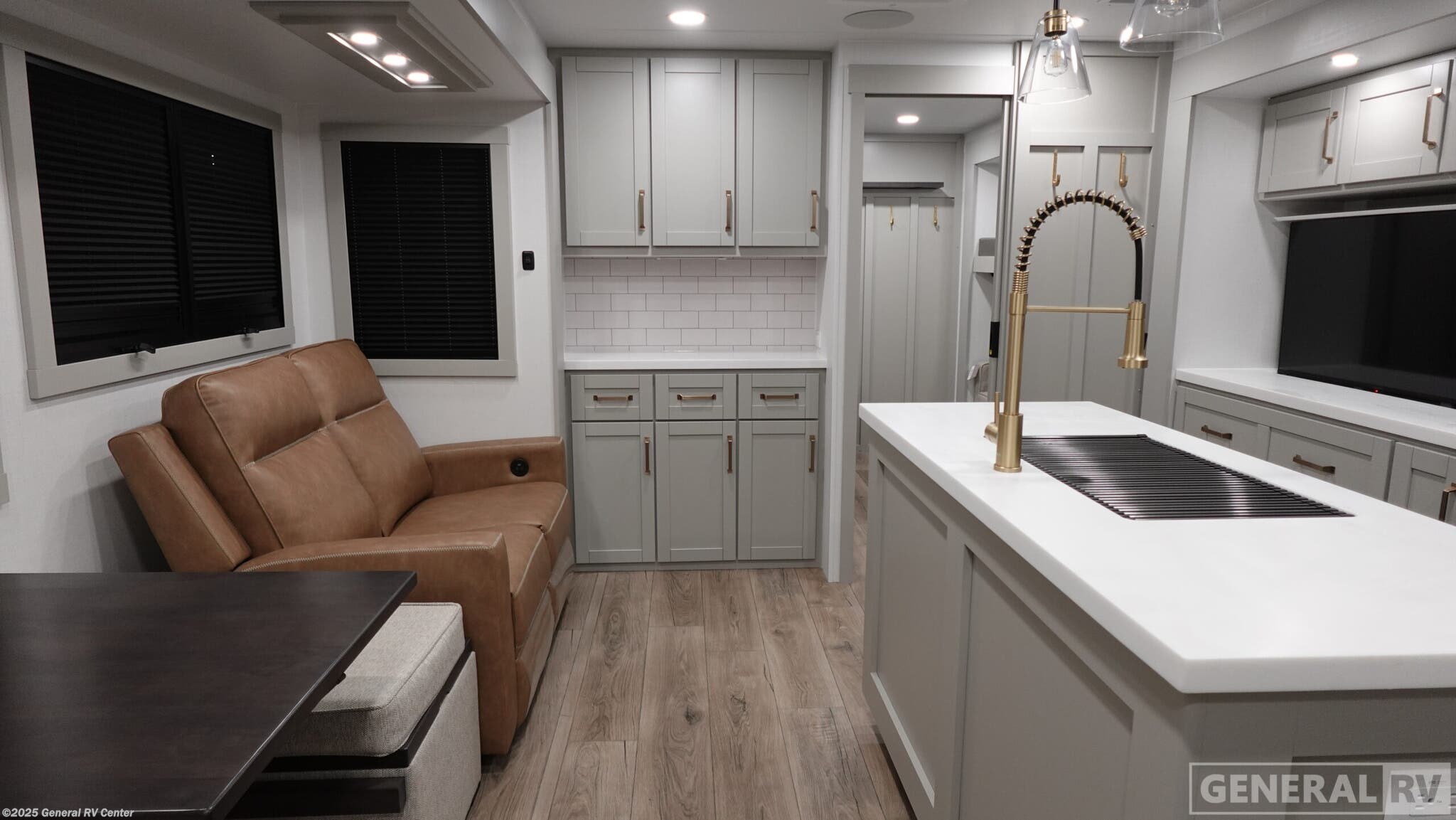 Call now about this 2026 Brinkley RV Model Z AIR 315! 2026 Brinkley RV Model Z AIR 315 - New Travel Trailer For Sale by General RV Center in Huntley, Illinois