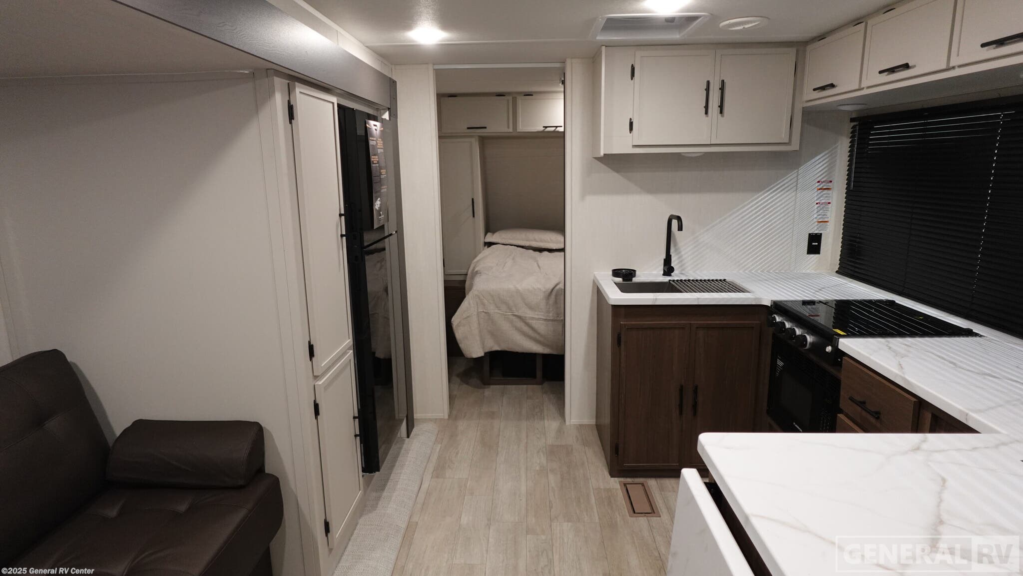 New 2026 Prime Time Avenger 25MKO available in Huntley, Illinois