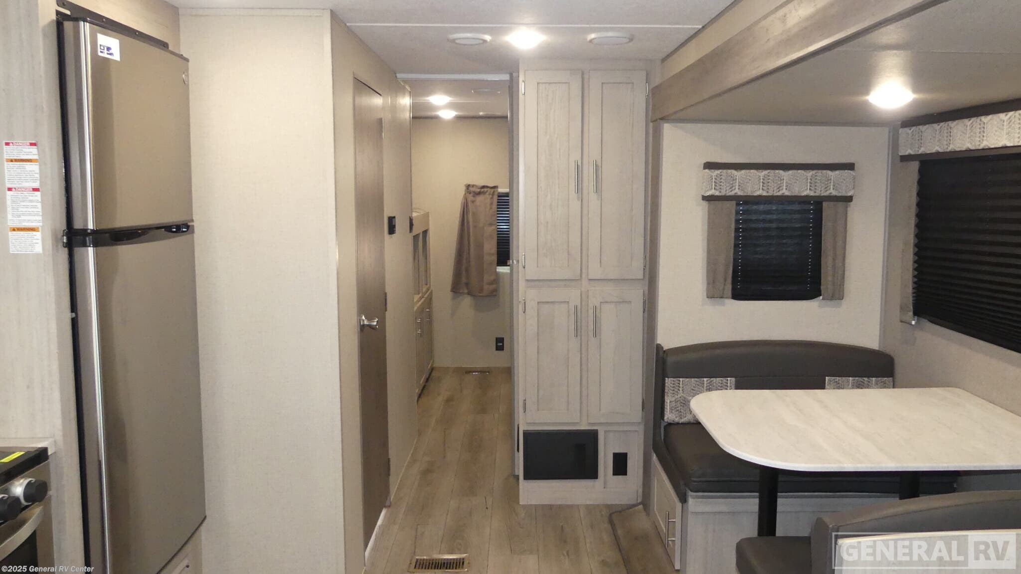 Call now about this 2023 Coachmen Catalina Legacy 343BHTSCK! 2023 Coachmen Catalina Legacy 343BHTSCK - Used Travel Trailer For Sale by General RV Center in Huntley, Illinois