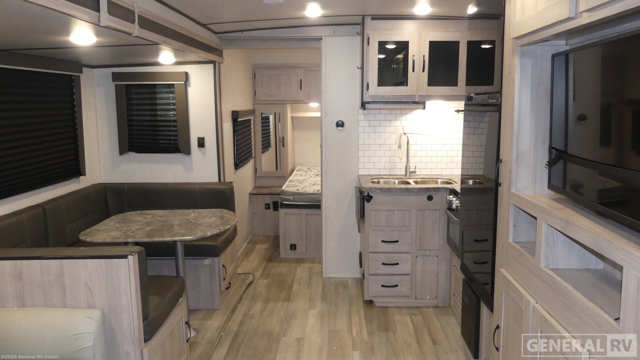 Used 2022 Coachmen Spirit Ultra Lite 2557RB available in Huntley, Illinois