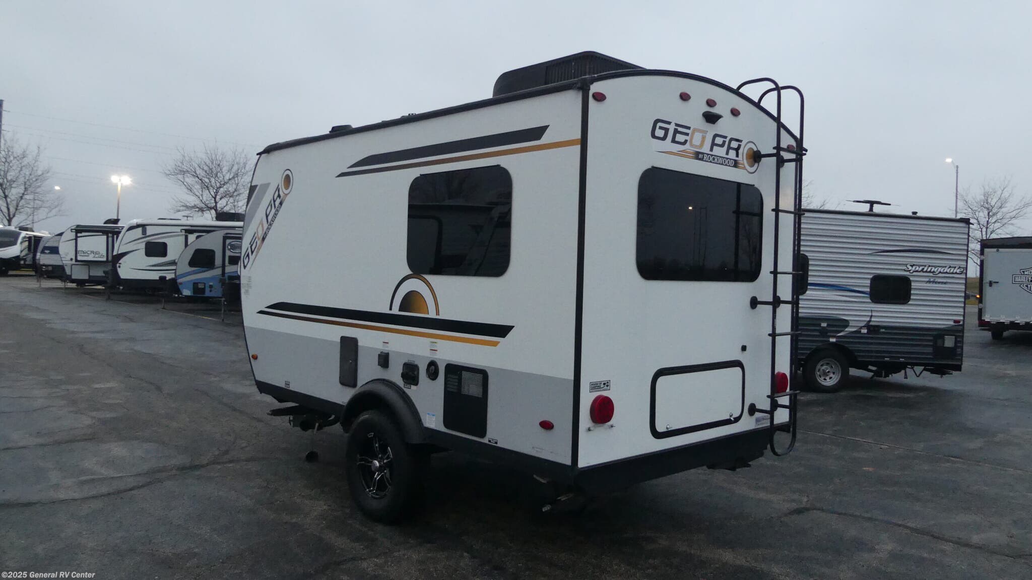 Contact us now about this 2021 Forest River Rockwood Geo Pro G15TB! 2021 Rockwood Geo Pro G15TB by Forest River from General RV Center in Huntley, Illinois