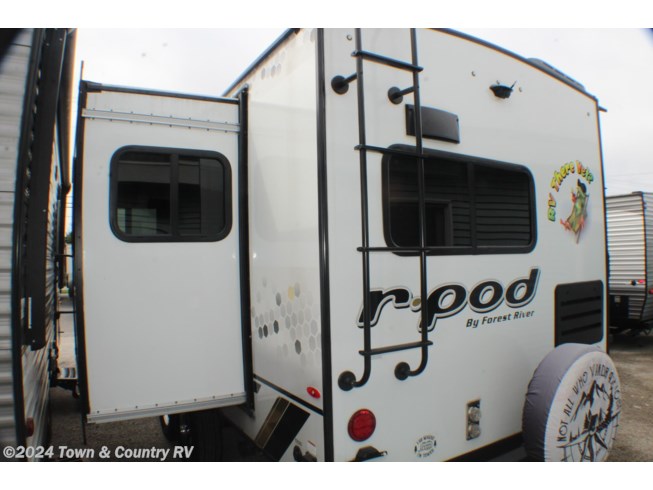 2022 Forest River R-Pod 202 - Used Travel Trailer For Sale by Town & Country RV in Clyde, Ohio