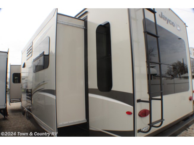 2017 Eagle 320RLTS by Jayco from Town & Country RV in Clyde, Ohio