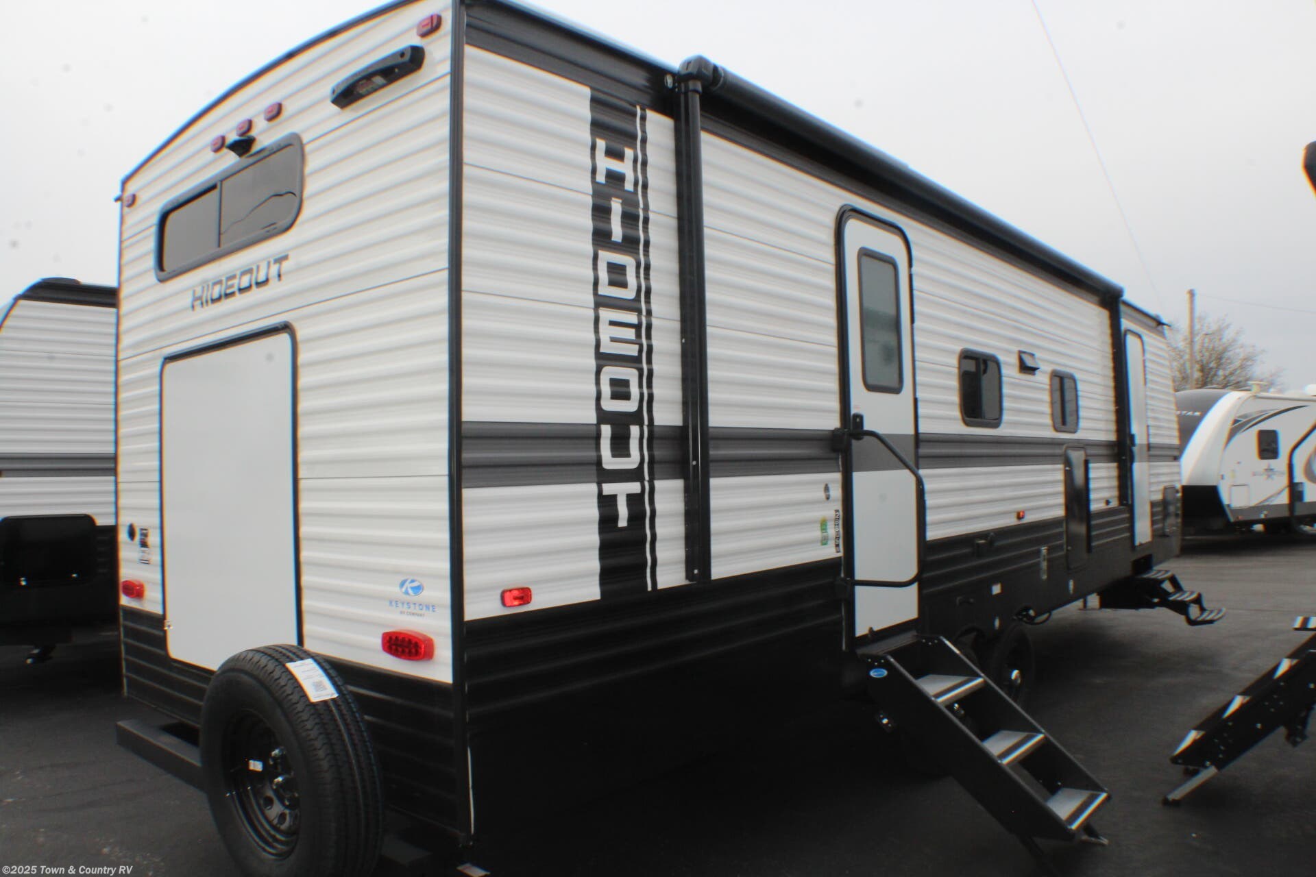 New 2025 Keystone Hideout 28BUS available in Clyde, Ohio