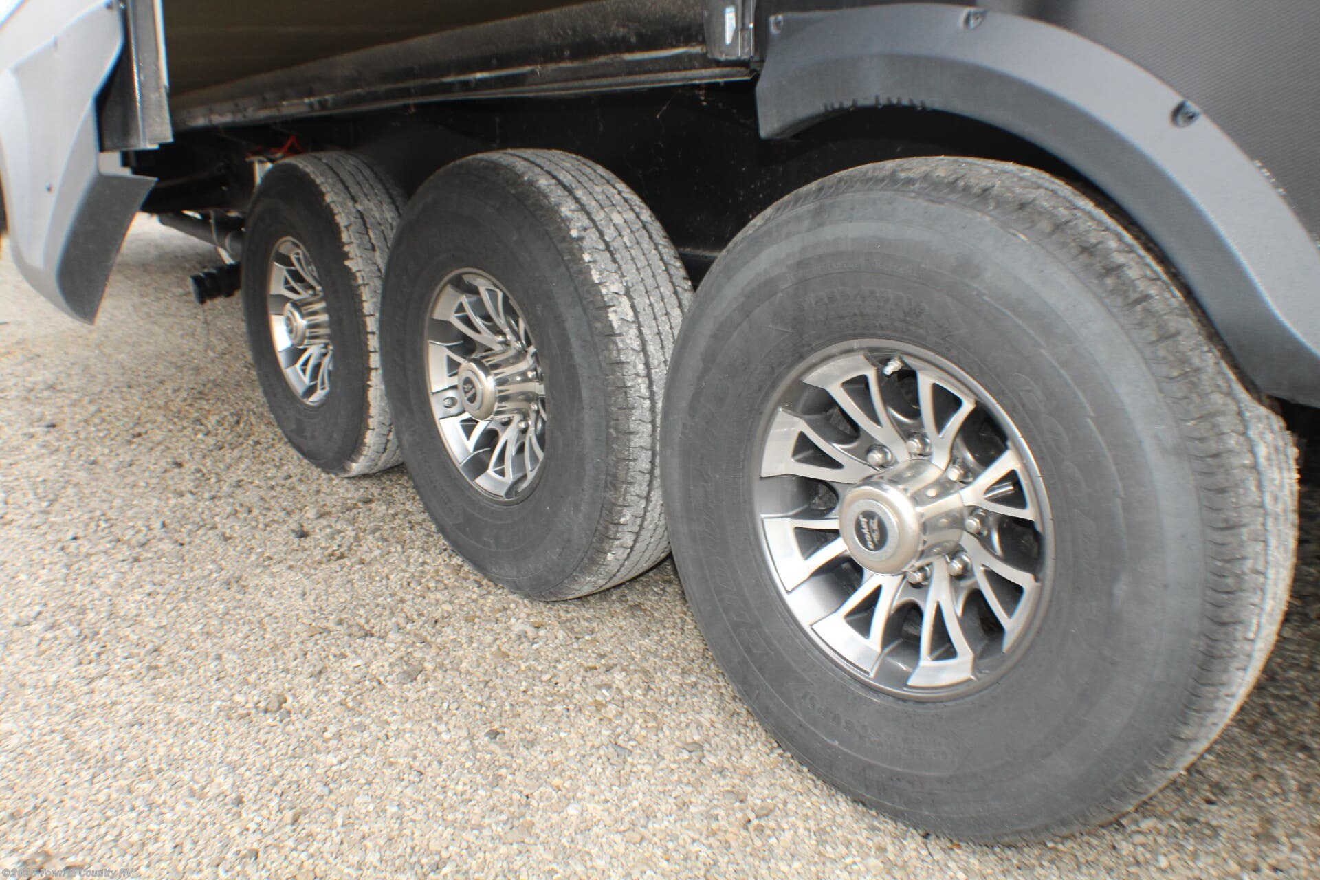 Used 2023 Jayco Seismic Luxury Series 4113 available in Clyde, Ohio