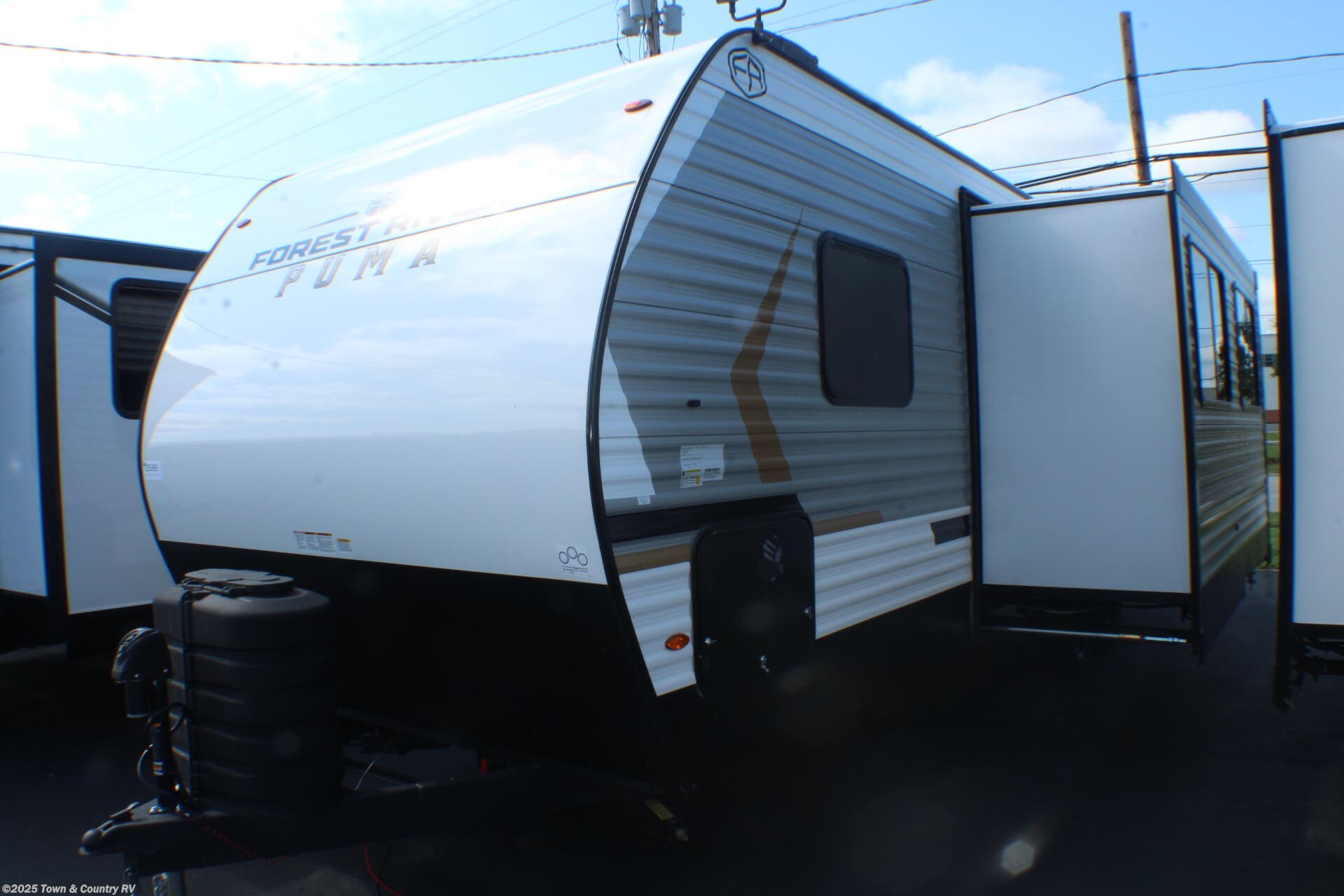 Email now about this 2026 Palomino Puma 283BHCE! New 2026 Palomino Puma 283BHCE available in Clyde, Ohio