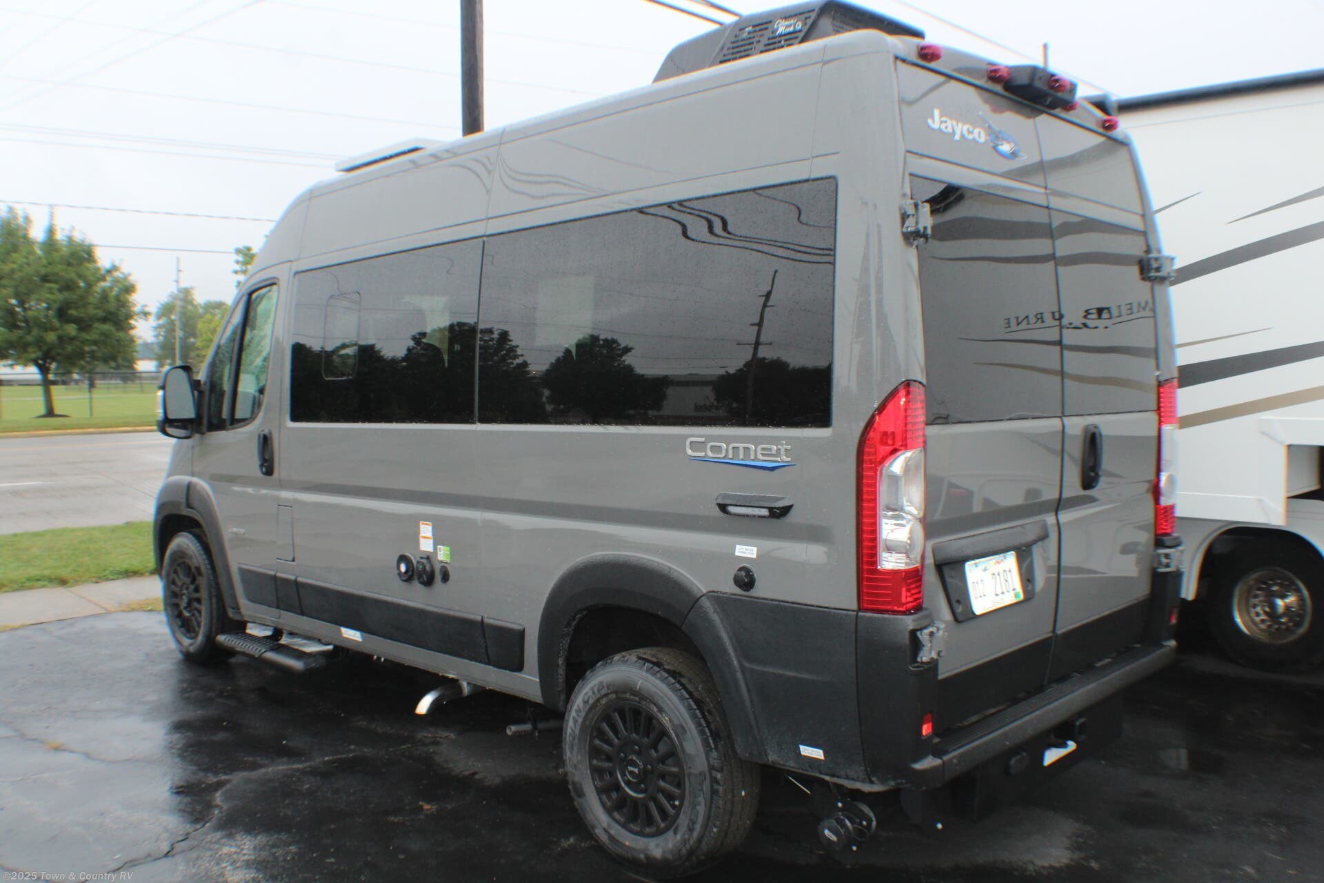 Call now about this 2026 Jayco Comet 18C! 2026 Jayco Comet 18C - New Class B For Sale by Town & Country RV in Clyde, Ohio