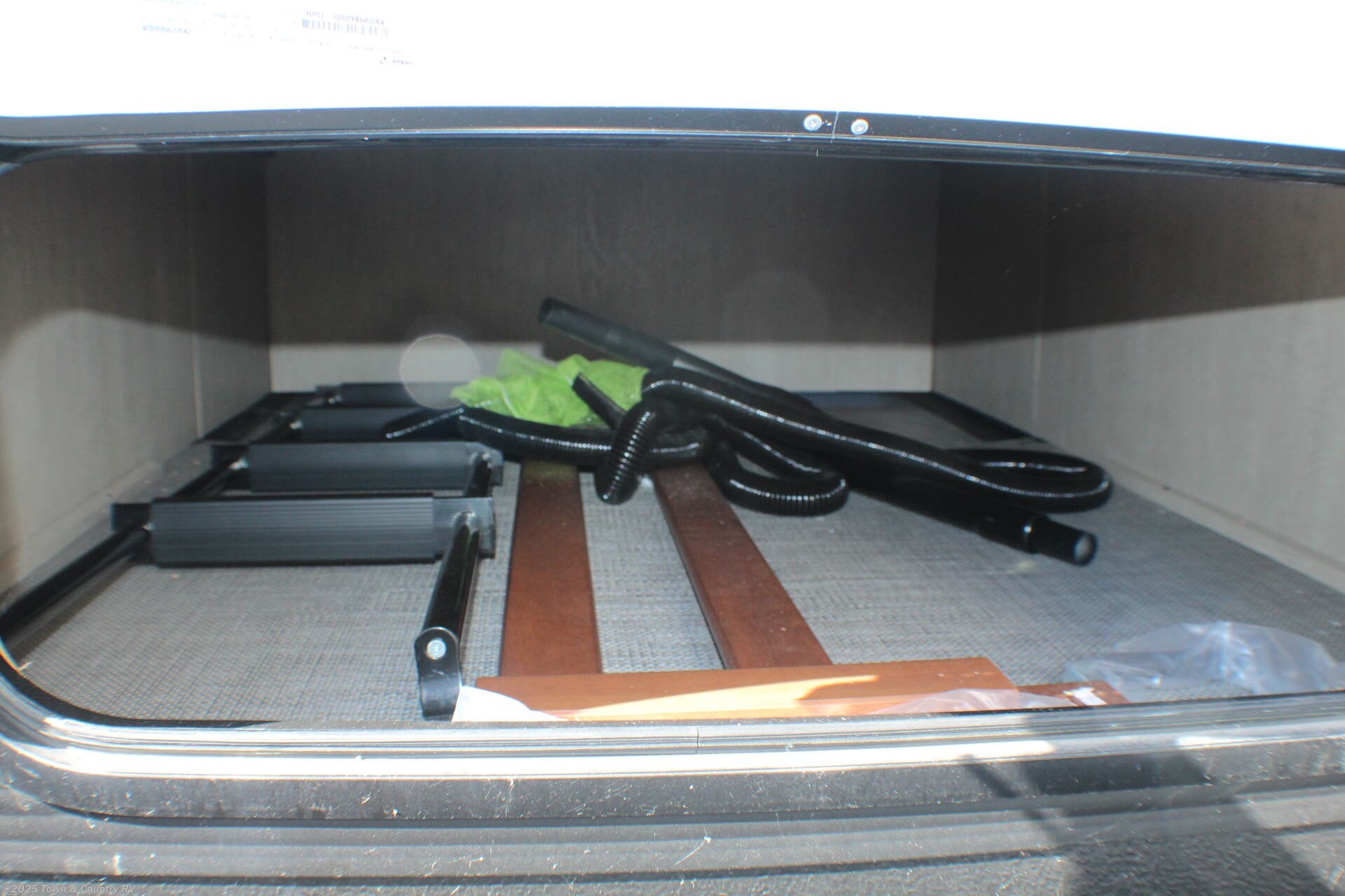 Contact us now about this 2023 Forest River Salem Villa 42QBQ! 2023 Salem Villa 42QBQ by Forest River from Town & Country RV in Clyde, Ohio