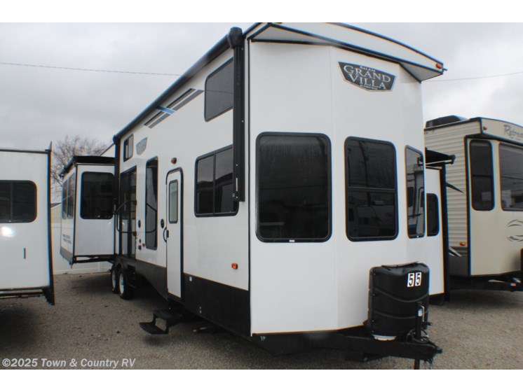 Email now about this 2022 Forest River Salem Grand Villa M-42DL! Used 2022 Forest River Salem Grand Villa M-42DL available in Clyde, Ohio