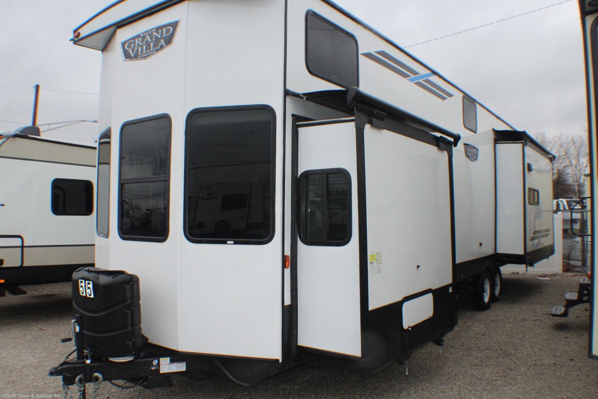 Call now about this 2022 Forest River Salem Grand Villa M-42DL! 2022 Forest River Salem Grand Villa M-42DL - Used Destination Trailer For Sale by Town & Country RV in Clyde, Ohio