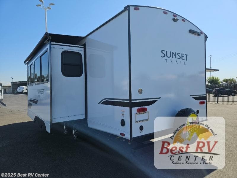 New 2025 CrossRoads Sunset Trail SS253RB available in Turlock, California