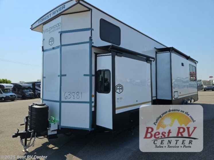 Email now about this 2025 Forest River Wildwood Grand Lodge 44VIEW! New 2025 Forest River Wildwood Grand Lodge 44VIEW available in Turlock, California