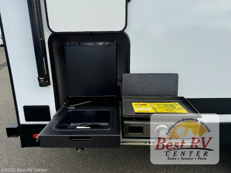 New 2025 Forest River Surveyor Legend 252RBLE available in Turlock, California