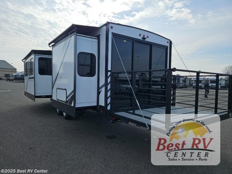 Email now about this 2025 Dutchmen Kodiak Ultimate 2900FKSP! New 2025 Dutchmen Kodiak Ultimate 2900FKSP available in Turlock, California