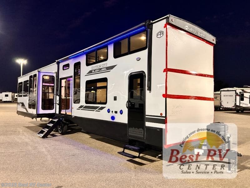 Email now about this 2026 Forest River Cherokee Timberwolf Black Label 39JMBL! New 2026 Forest River Cherokee Timberwolf Black Label 39JMBL available in Turlock, California