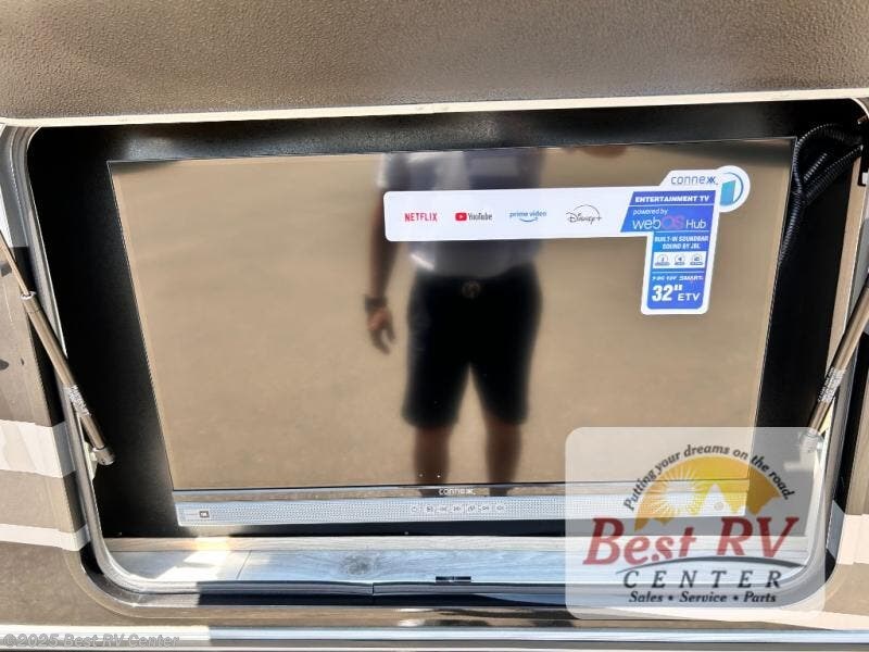 New 2025 Coachmen Concord 321DS available in Turlock, California